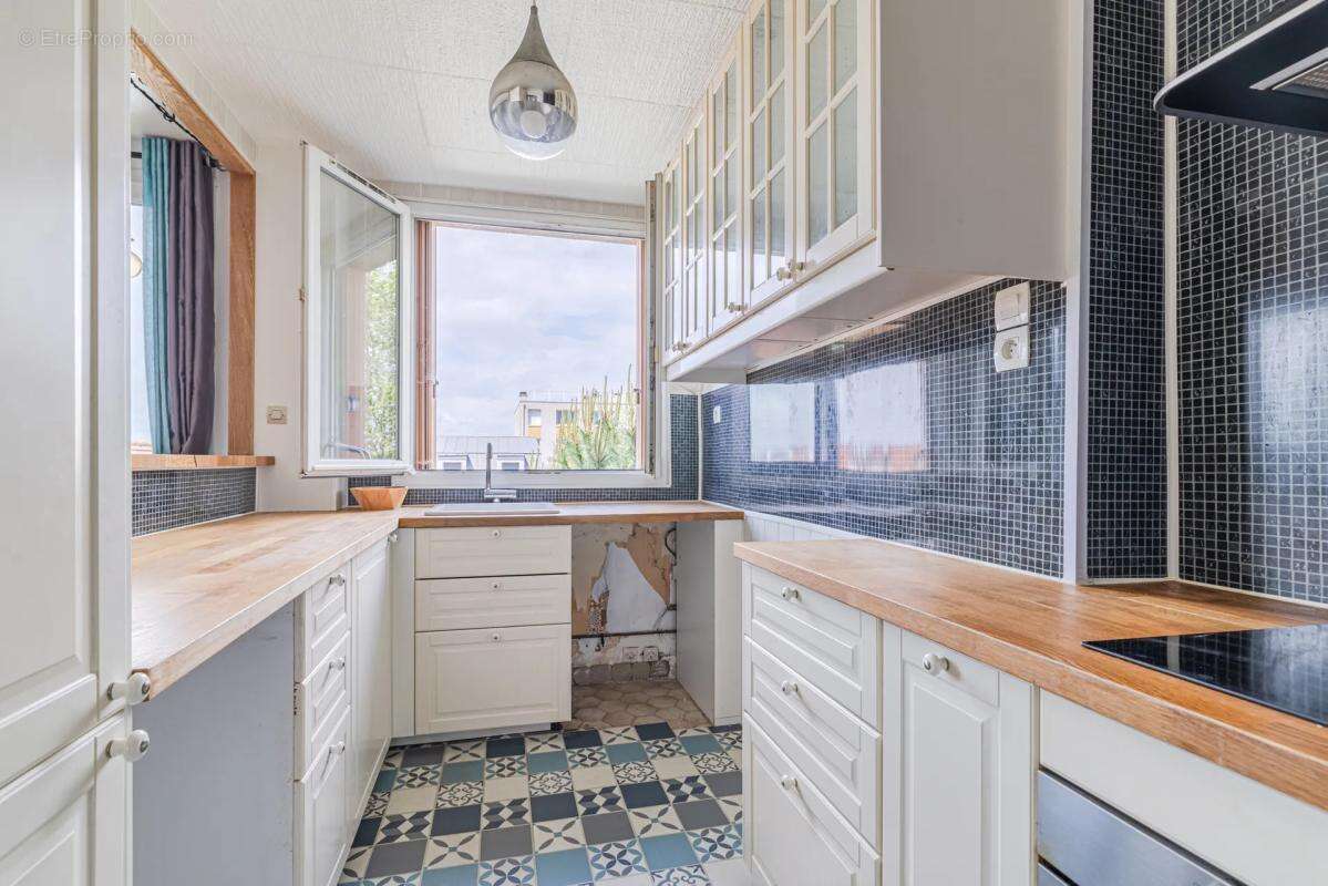 Appartement à COLOMBES
