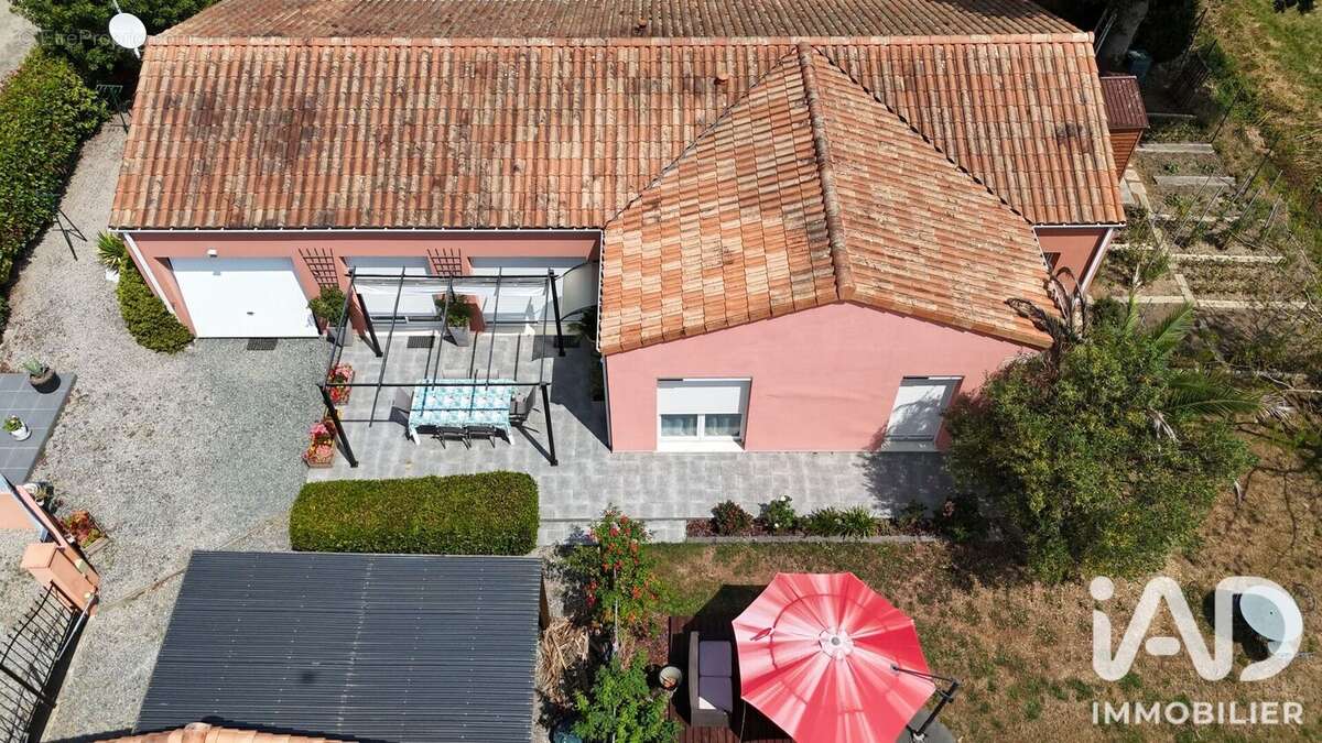 Maison 119 m² à Palluau  - photo 2