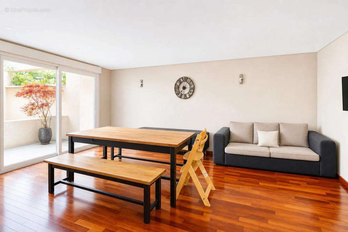 Superbe maison familiale de 230 m² - la chapelle-de-guinchay - photo 2