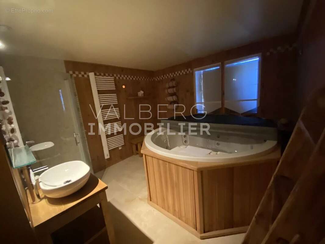 Chalet haut de gamme - 241 m² habitable - photo 22