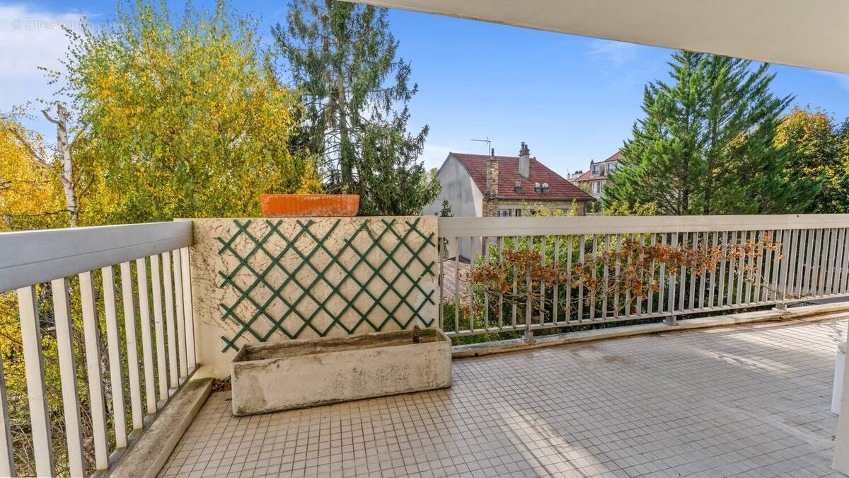 Appartement à VAUCRESSON