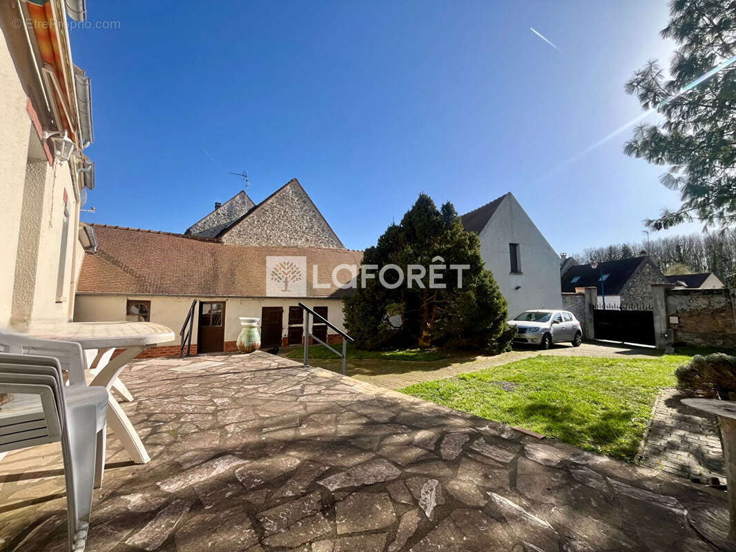 Maison Hondainville 5 pièce(s) 127 m2 - photo 2