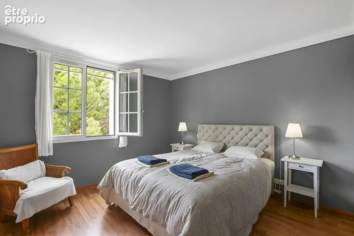 Proche Lorgues - Magnifique propriété de 218 m² + Appartement indépendant -Terrain de 8000m² - photo 11