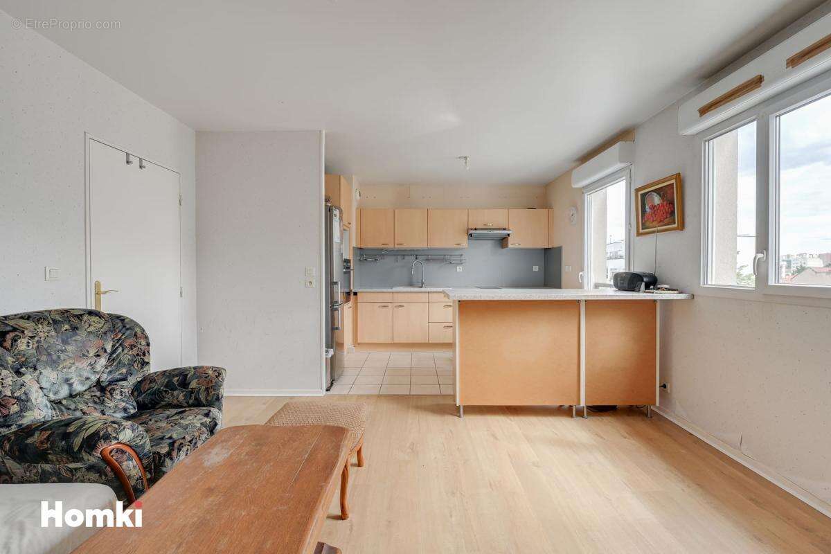 Appartement T3 de 59 m² à Drancy 93700, Rue Marcelin Berthelot - photo 4