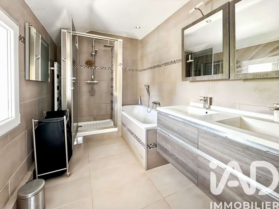 Photo 9 - Maison à NANTERRE