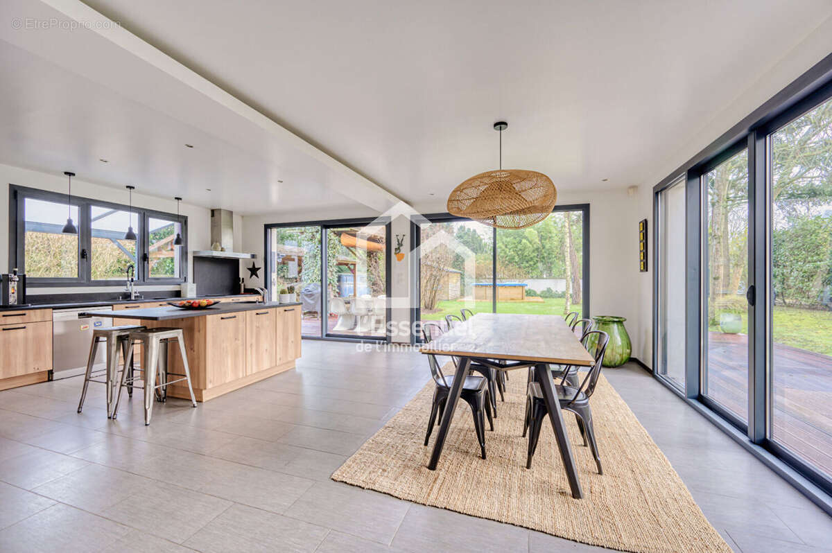 Maison à MAISONS-LAFFITTE