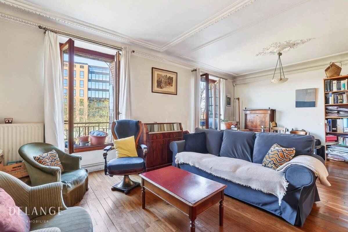 Appartement à IVRY-SUR-SEINE
