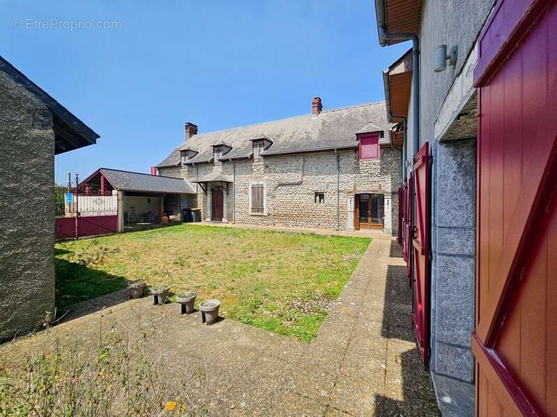 Dpt Hautes Pyrénées (65), à vendre MOMERES maison avec chambres d'hôtes P14 de 453 m² - Terrain de 3 744,00 m² - photo 6