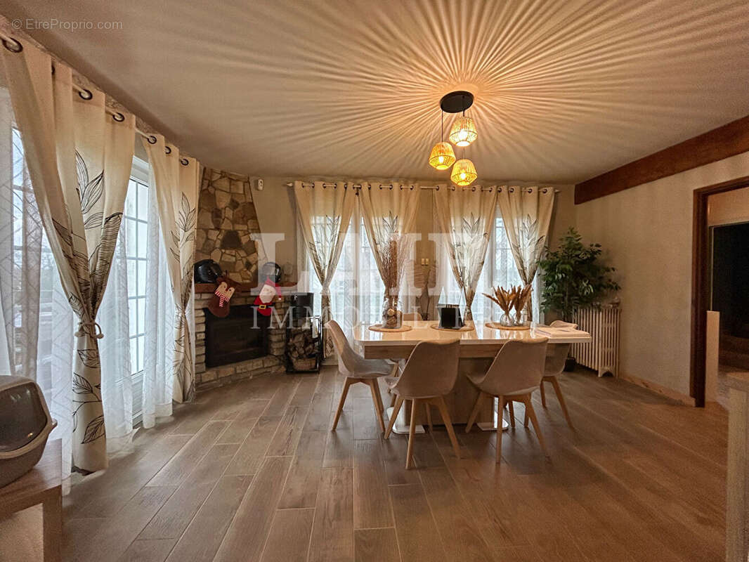 Maison à LA SAUVAGERE