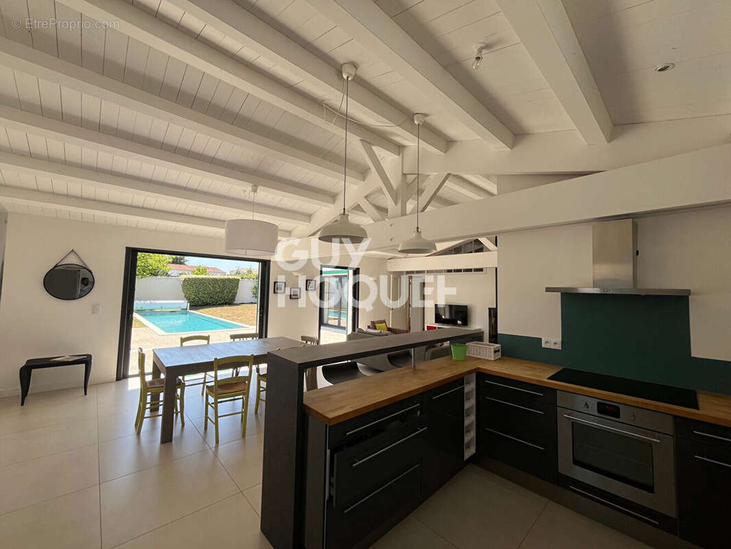 Maison à LA FLOTTE