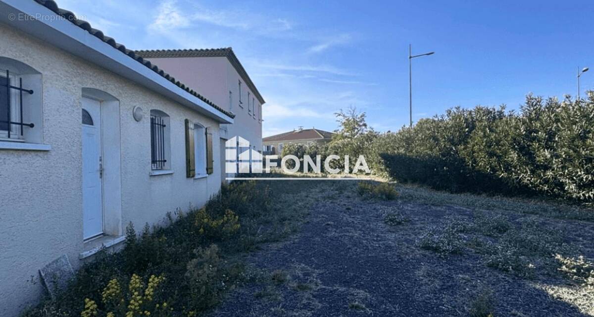 Appartement à VILLENEUVE-LES-BEZIERS