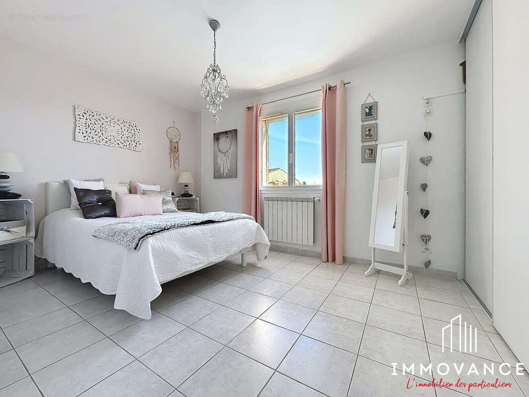 Maison 105 m² à Cournonsec  - photo 9