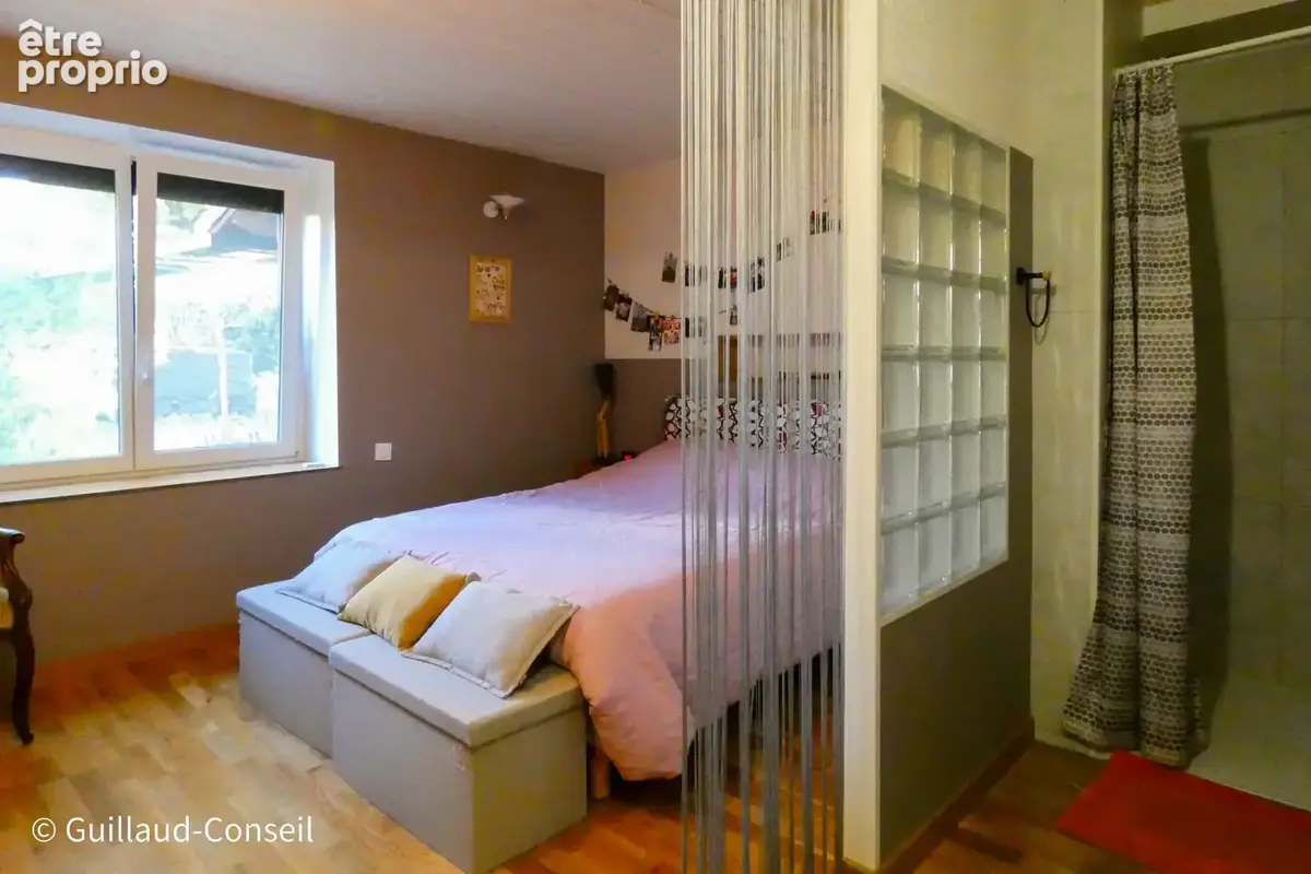 Maison 6 pièces 163 m² à vendre à Reyrieux (01600) - photo 5