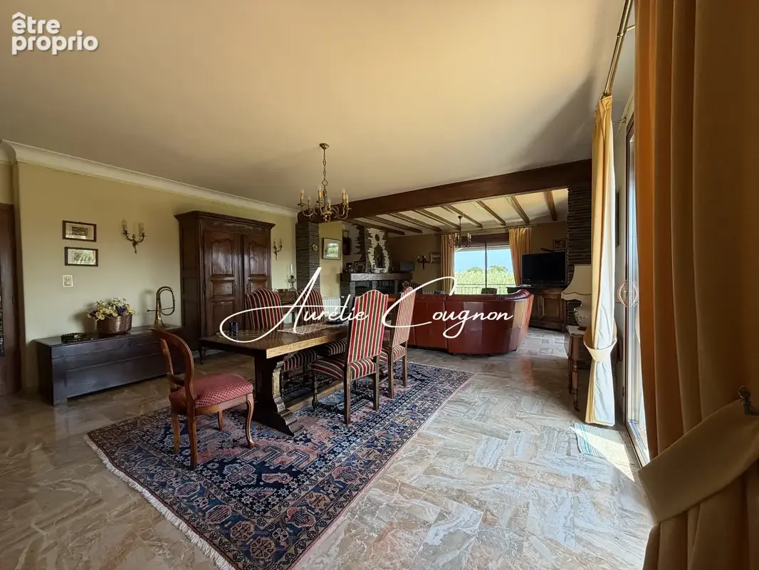Maison 440 m² à Sainte-Marie  - photo 8