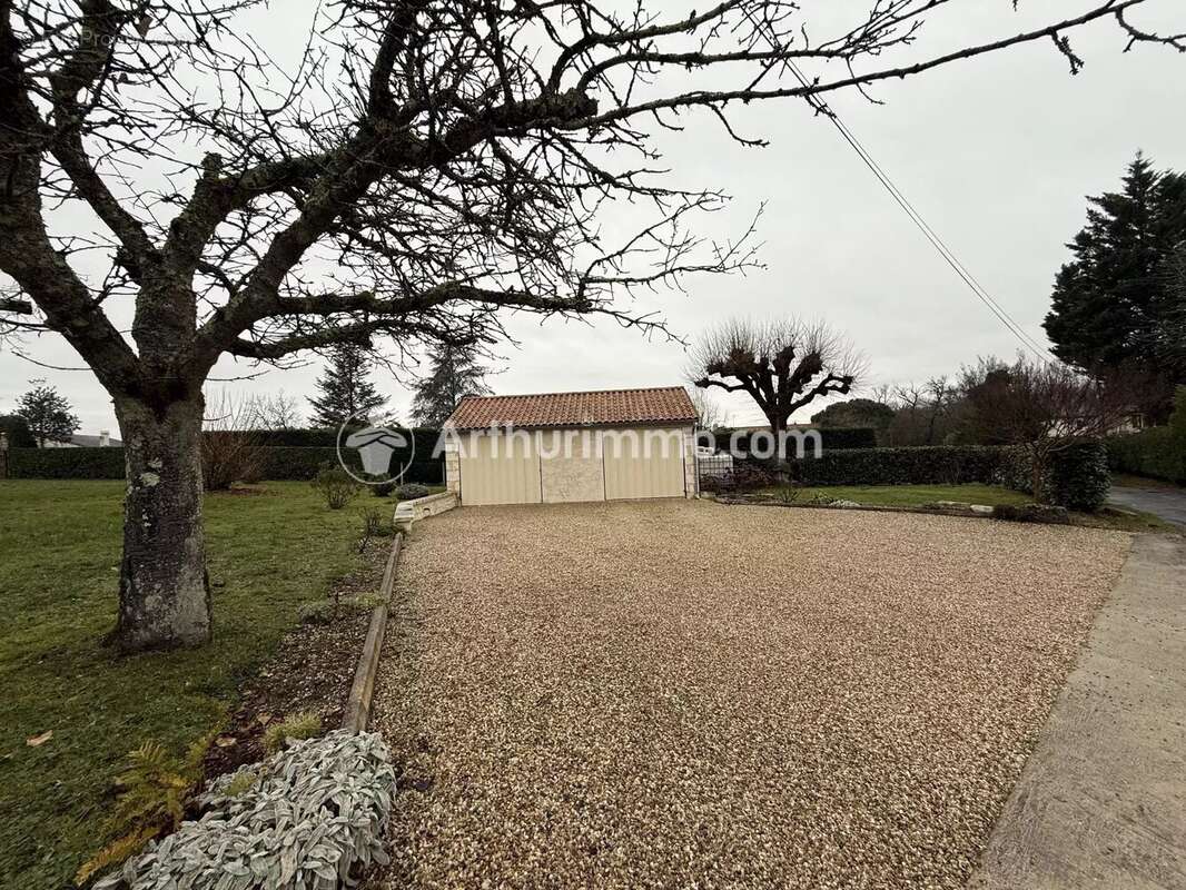 Maison à TOCANE-SAINT-APRE