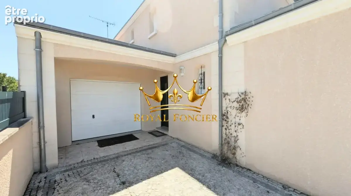Maison 6 pièces 118 m² à vendre à Dange-Saint-Romain (86220) - photo 4