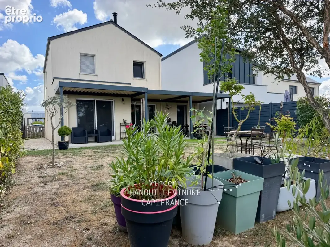 Murs erigne maison contemporaine de 2019 avec vue imprenable sur la vallée(49) - photo 4