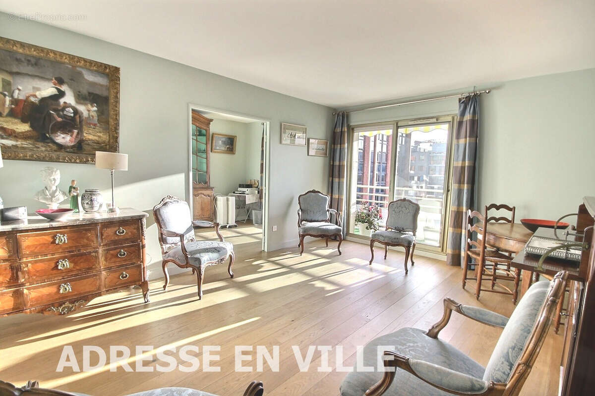 Appartement à LEVALLOIS-PERRET