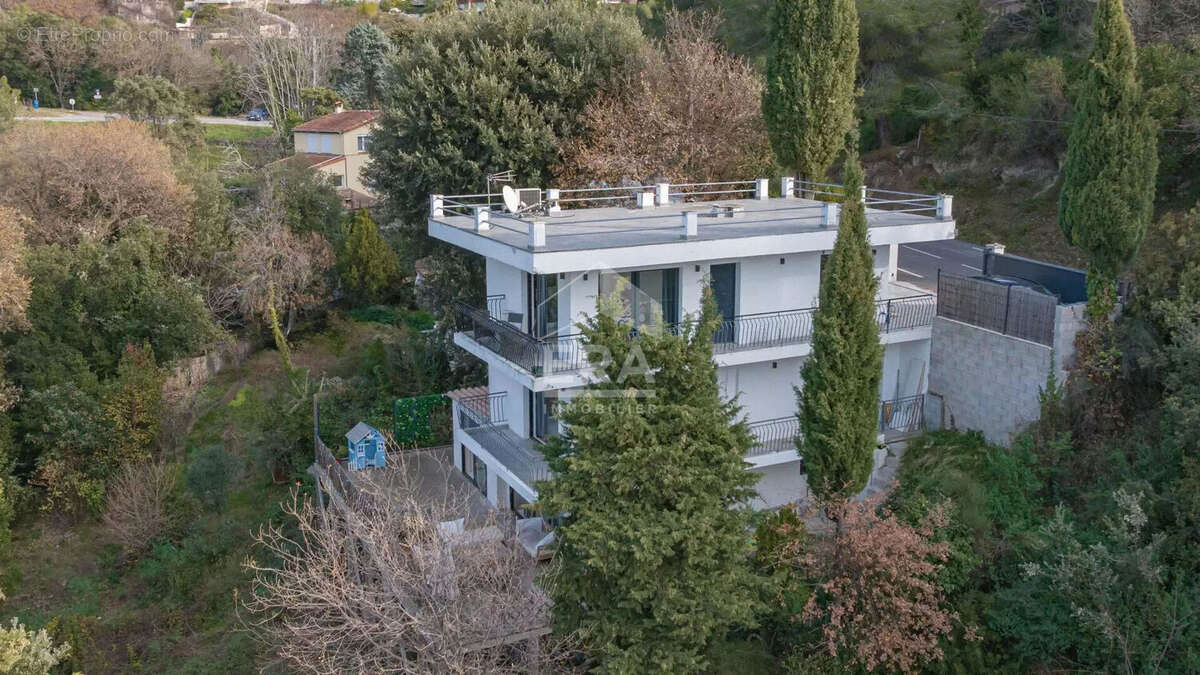 Maison à CAGNES-SUR-MER
