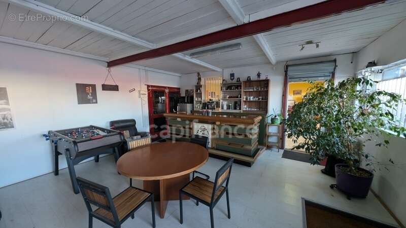 Commerce à SARCEAUX