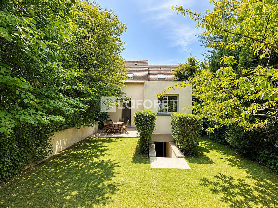Maison à CHAMPIGNY-SUR-MARNE