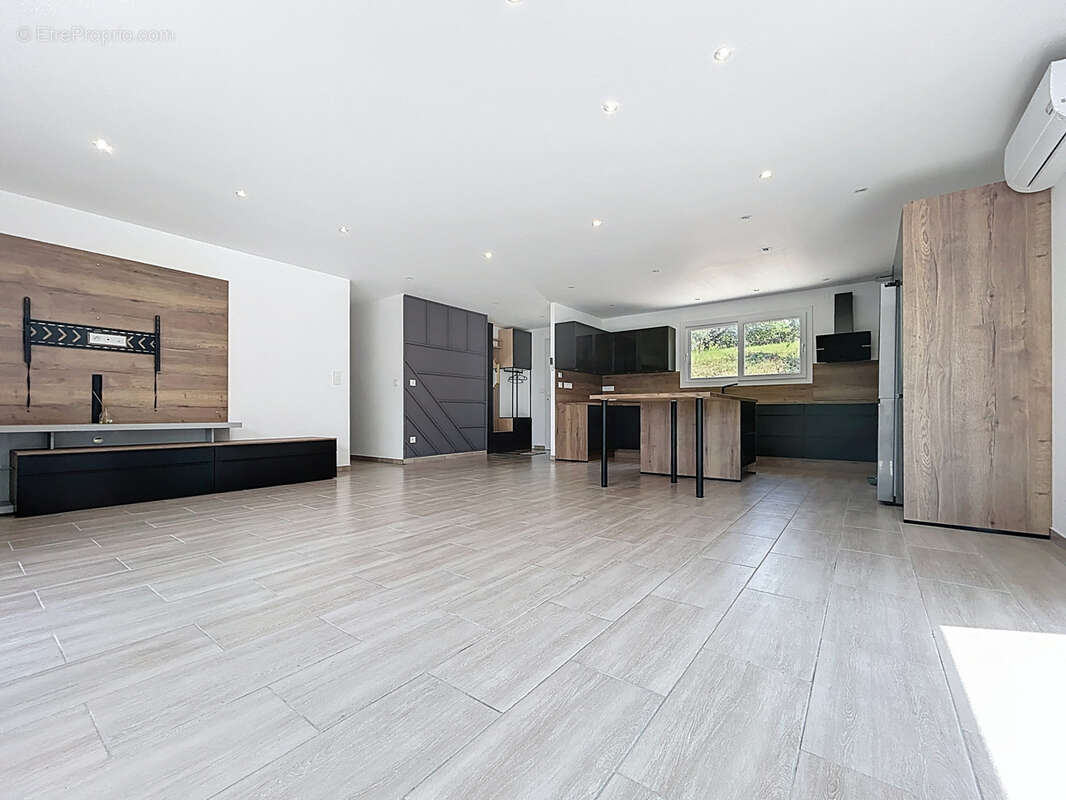 Maison à MALEMORT-SUR-CORREZE