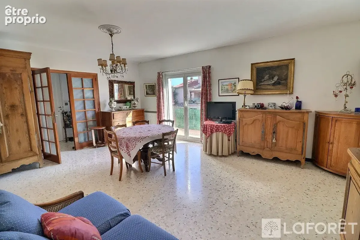 Hyères - Quartier recherché proche de la gare, Maison divisée en deux appartements - photo 5