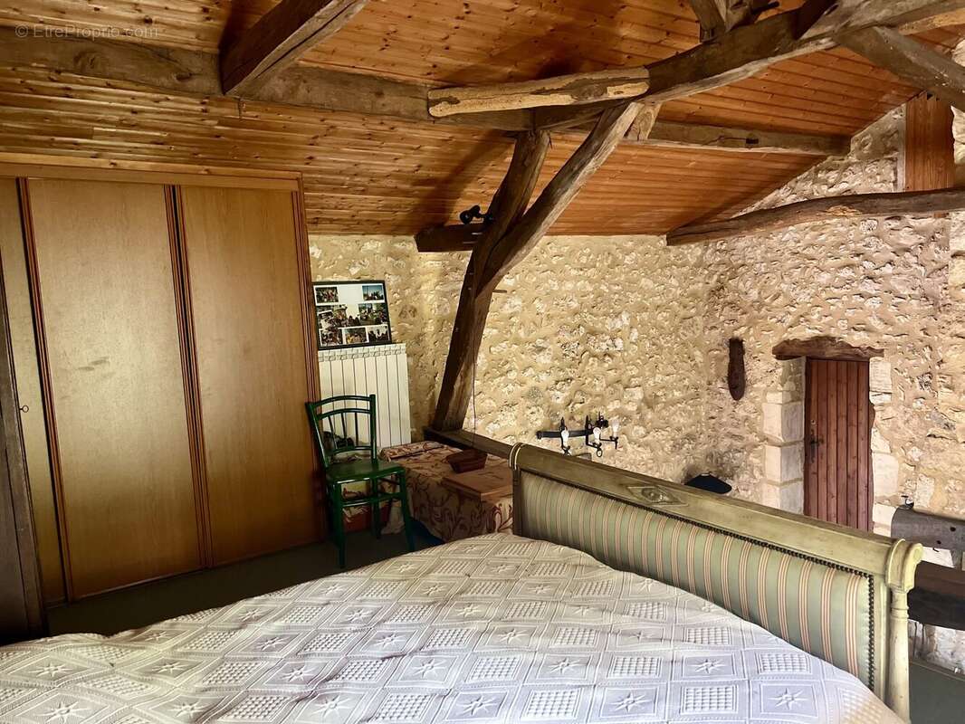 Appartement à NAUSSANNES