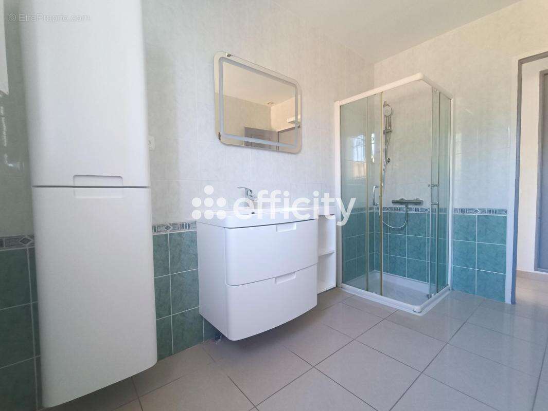 Maison à COLOMBIERS