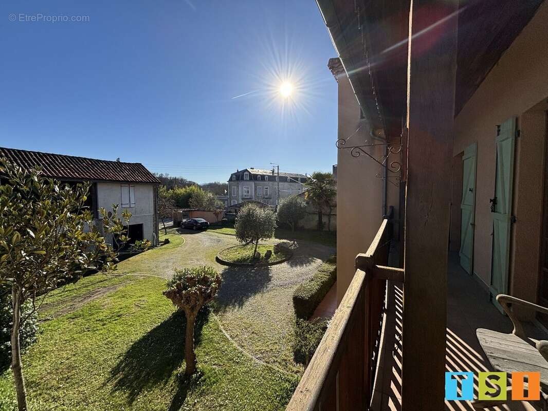 Maison à POINTIS-INARD
