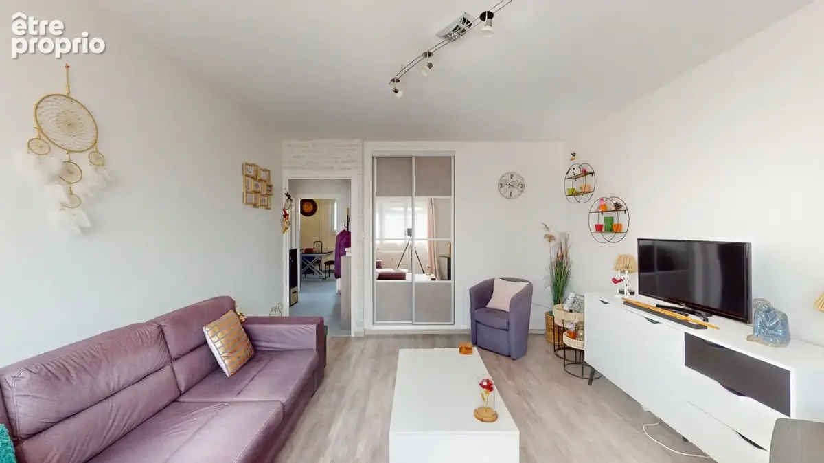 T2 avec balcon et annexes - photo 2