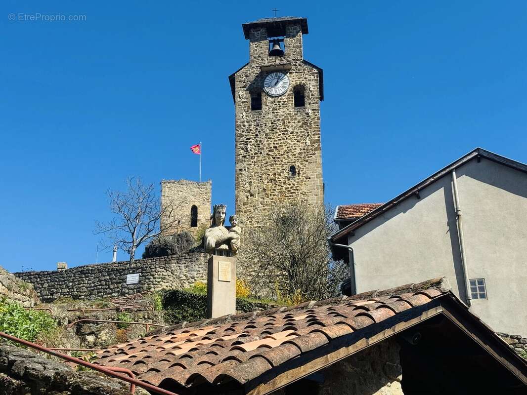 Maison à AUBIN