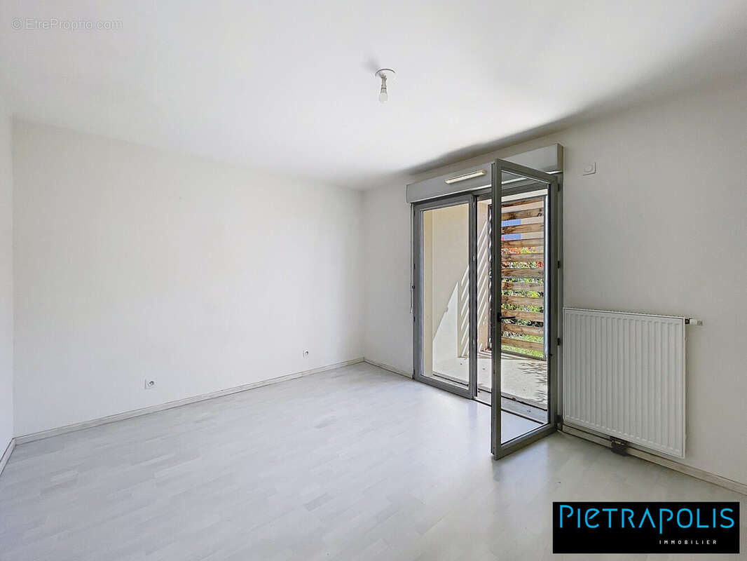 Appartement à MORANCE