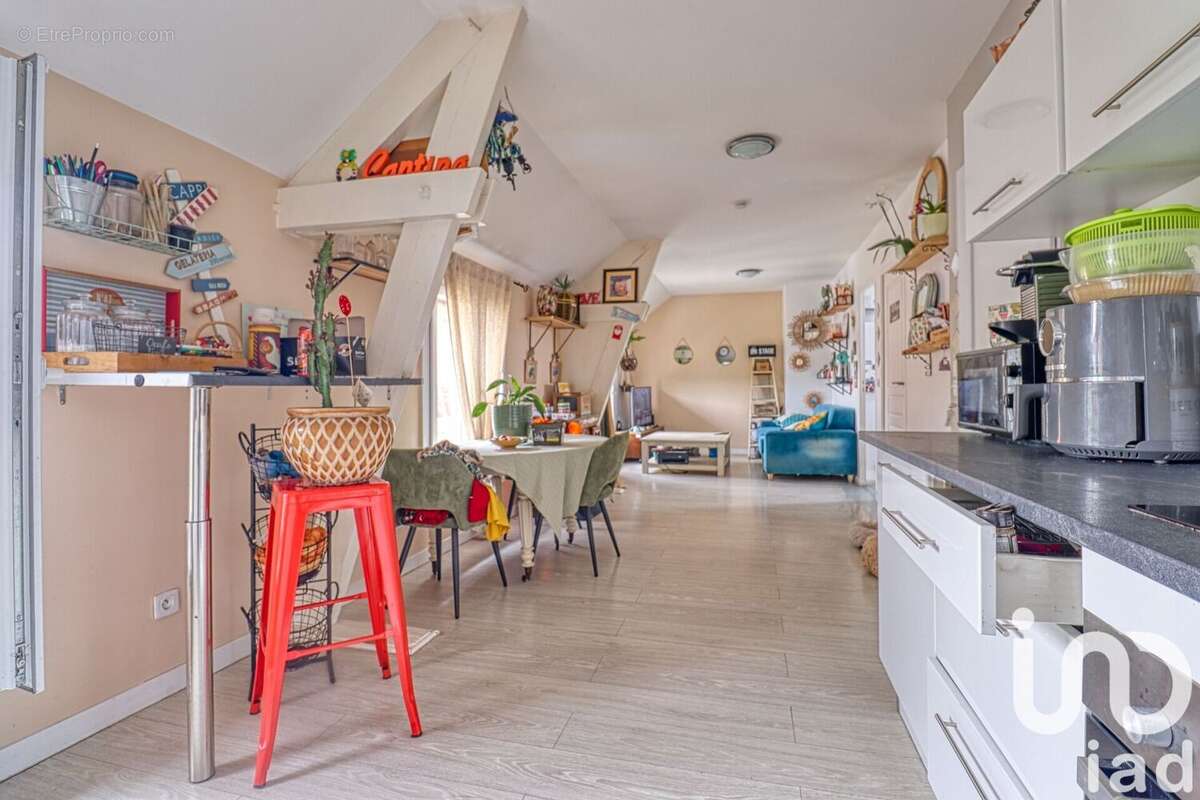 Photo 5 - Appartement à CIRES-LES-MELLO