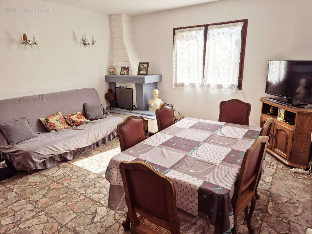Maison à ORGERUS