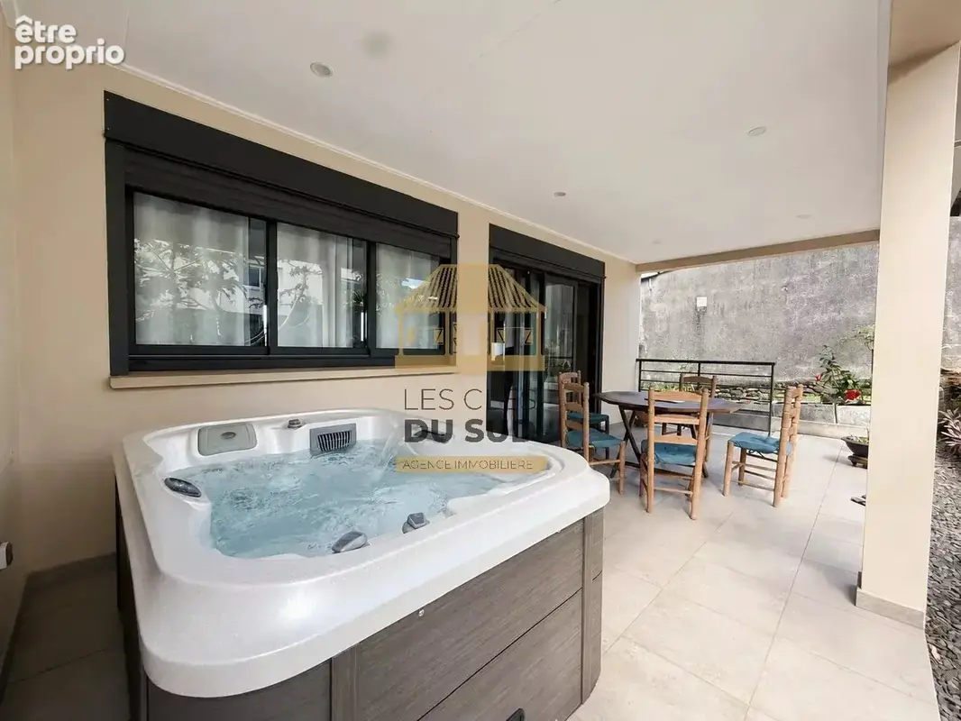 À vendre - villa de type t3 de 102,68m² environ -saint-joseph- 329 000€ - photo 2