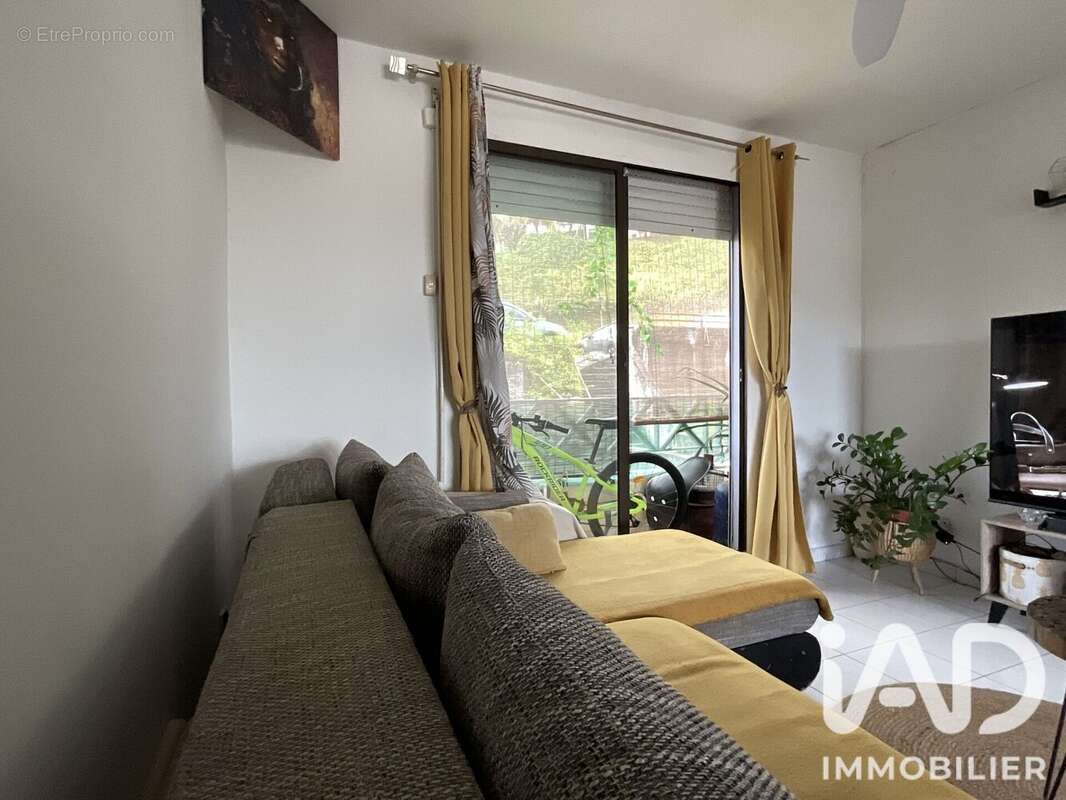 Appartement 61 m² à Fort-De-France  - photo 4