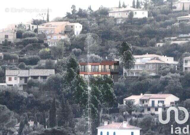 Photo 7 - Terrain à LE LAVANDOU