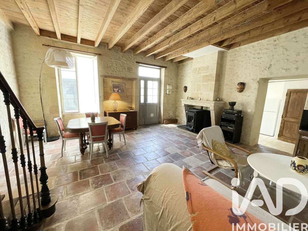 Maison 91 m² à Saint-Christoly-Medoc  - photo 8