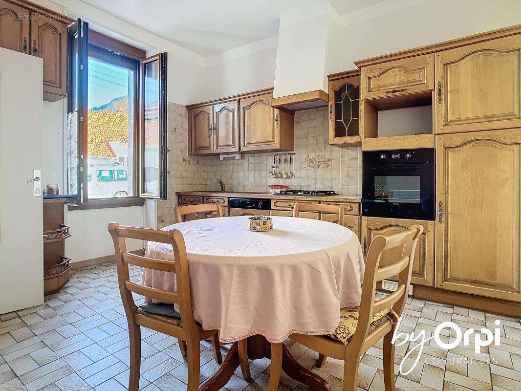 Maison à SAINT-ELOY-LES-MINES