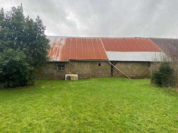 Maison à MAGNY-LE-DESERT