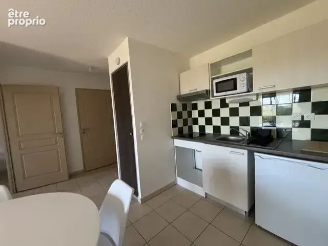 JUVIGNAC proche Montpellier appartement  F2  de 40 m2 + 1 place de parking - photo 5