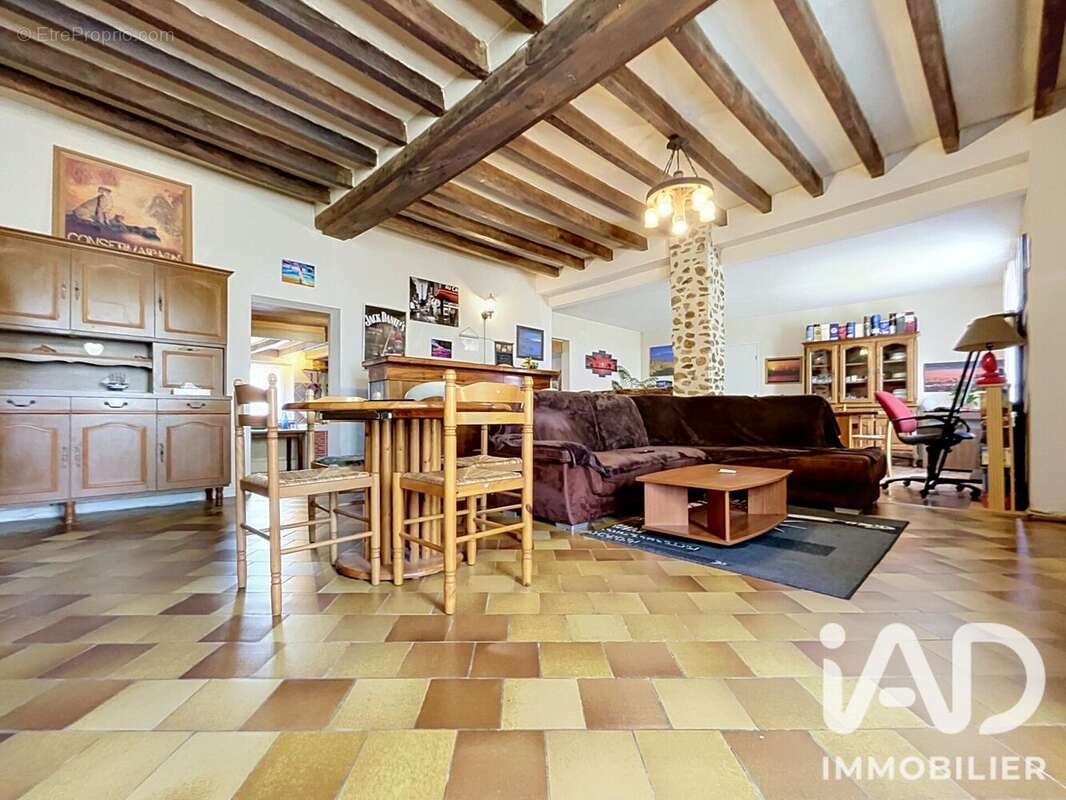 Maison 97 m² à Santranges  - photo 2