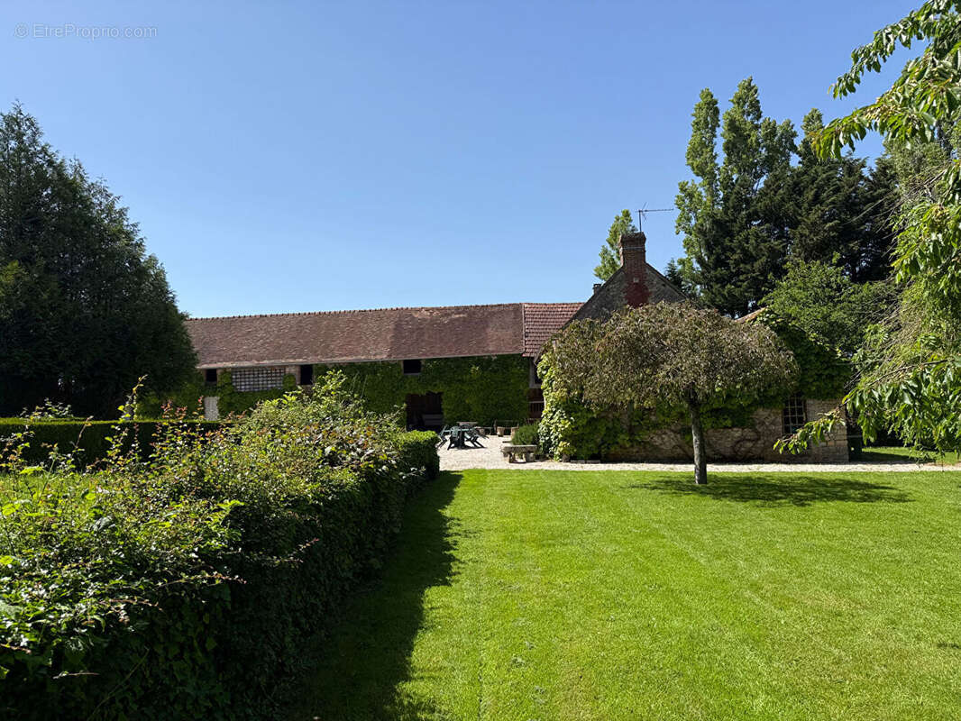 Magnifique corps de ferme sur 7000m²  - sees (périphérie) - photo 6