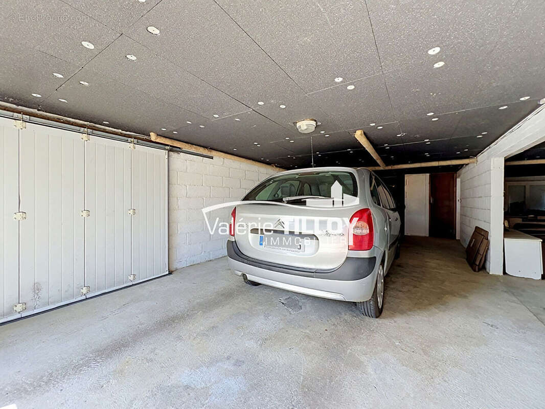 Maison individuelle avec grand terrain de 2 500 m², sous-sol complet et combles aménageables - photo 11