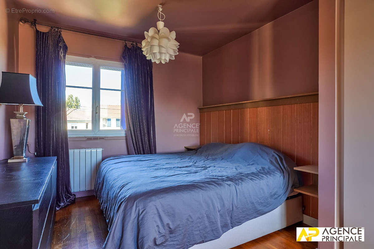 Maison à MAISONS-LAFFITTE