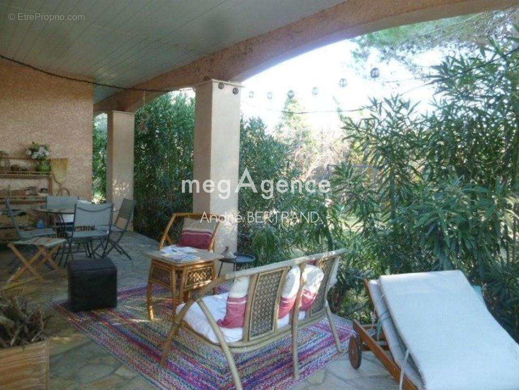 Maison à COLOMBIERS