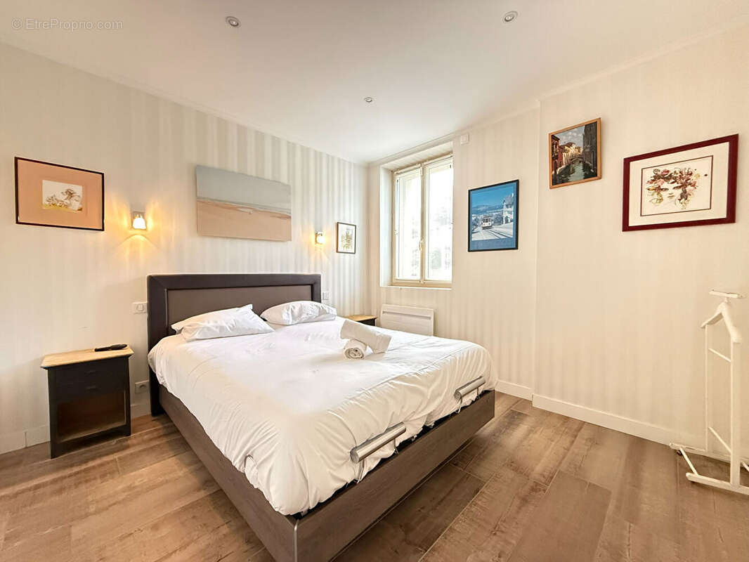 Maison à THOREE-LES-PINS