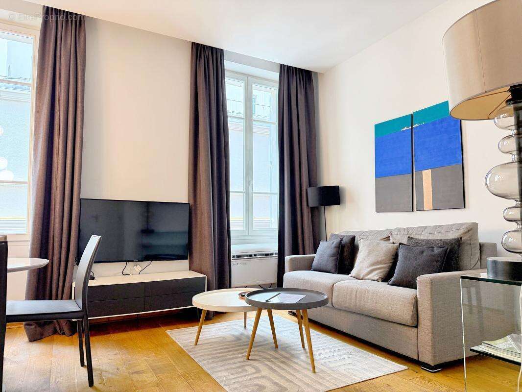 2 pièces, 40 m2, Cannes Banane – Emplacement premium derrière le Majestic - photo 3