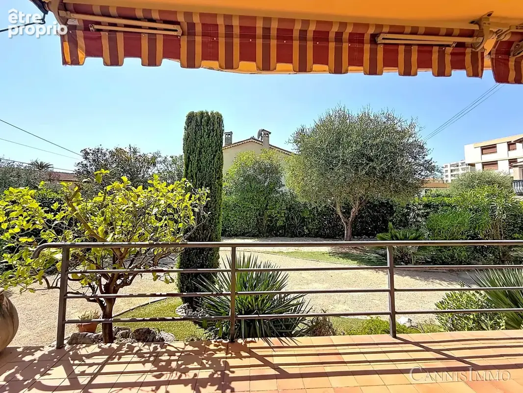 Maison 140 m2 apercu mer proche des plages  / cannes croix des gardes - photo 14